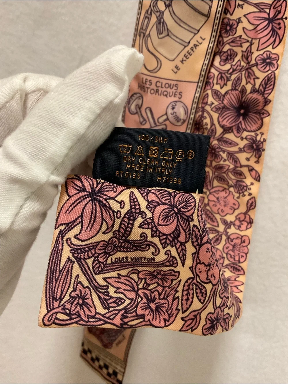 Louis Vuitton Silk Jeu De Louis BB Bandeau Pink